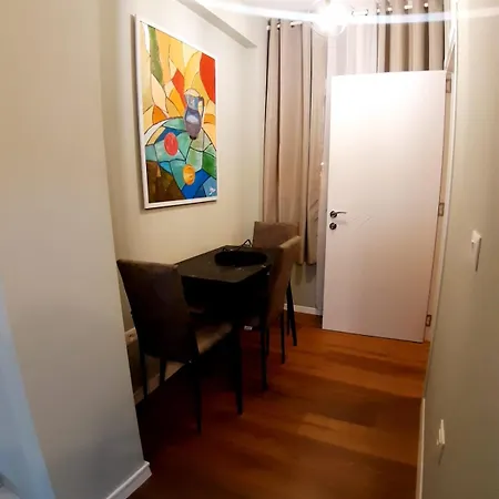Edea Flat Apartman *
